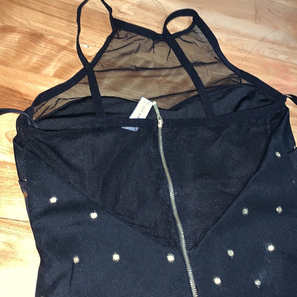 Dress - Picture 4 of 5
